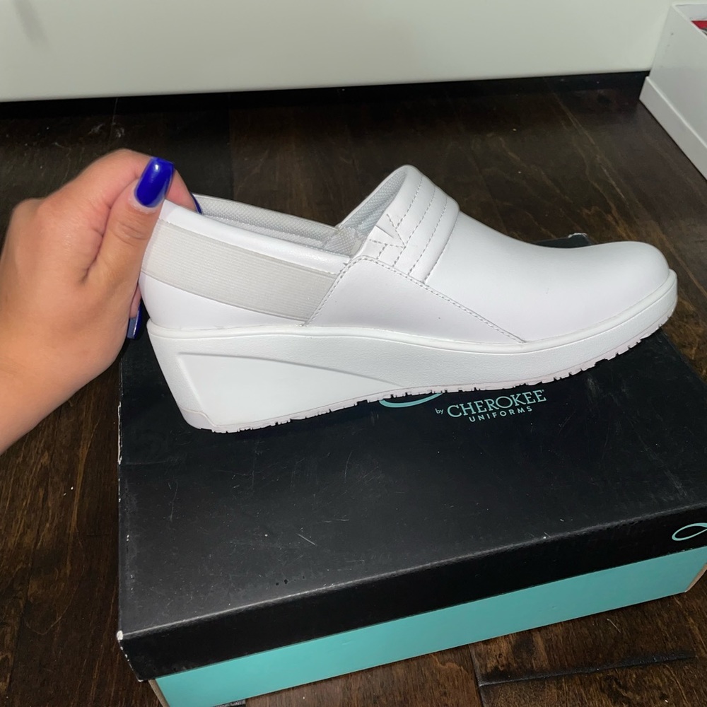 White Nursing Shoes Gem